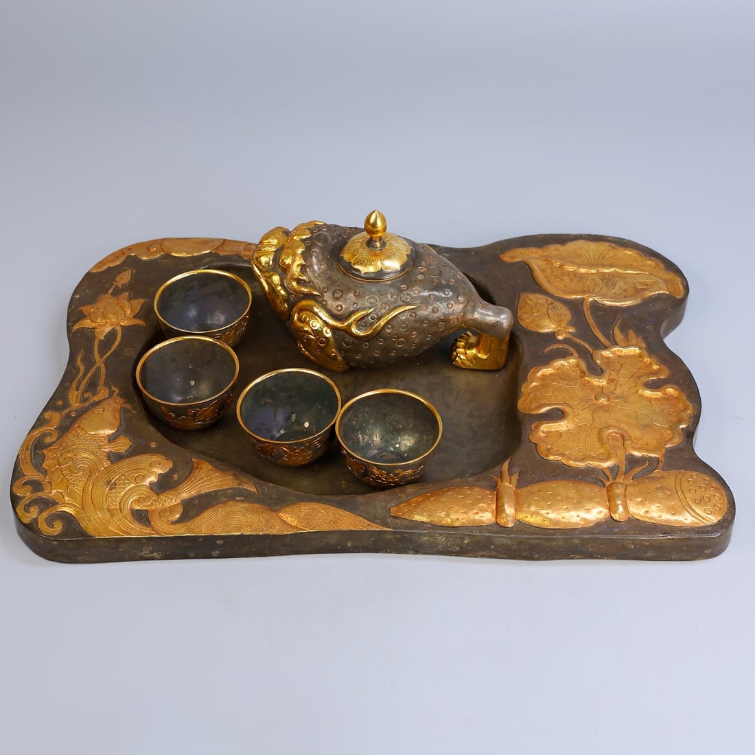 A Set of Exquisite Bronze Gilt Golden Toad Tea Set (1 of 10)