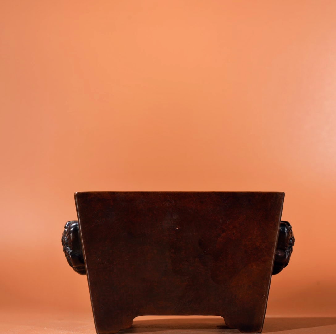 A Exquisite Bronze Beast-Ears Censer (1 of 9)