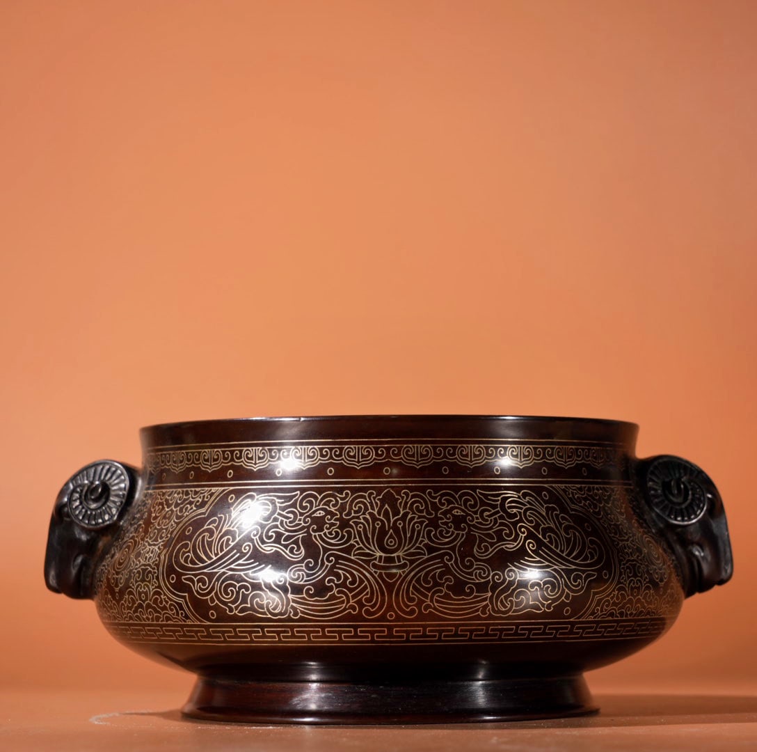 A Exquisite Bronze Inlaid with Silver Sheep-Ears Censer (1 of 9)