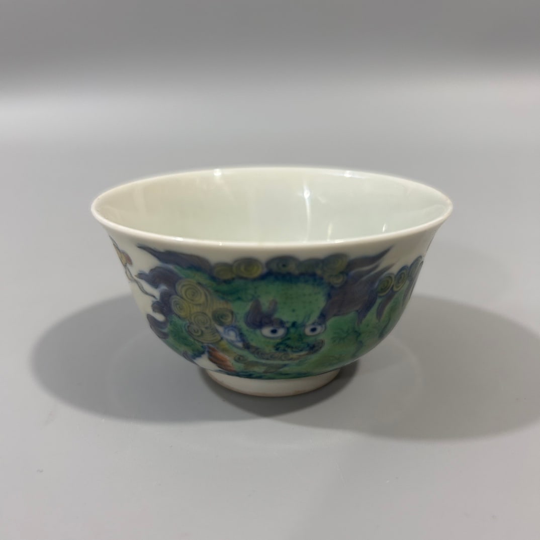 A Exquisite Doucai Lion Pattern Cup: A Exquisite Doucai Lion Pattern Cup,Qing Dynasty, China ,Yongzheng Six-character Mark,Size:3.1inx1.8in 斗彩狮纹杯,中国清代 ,雍正ࠤ