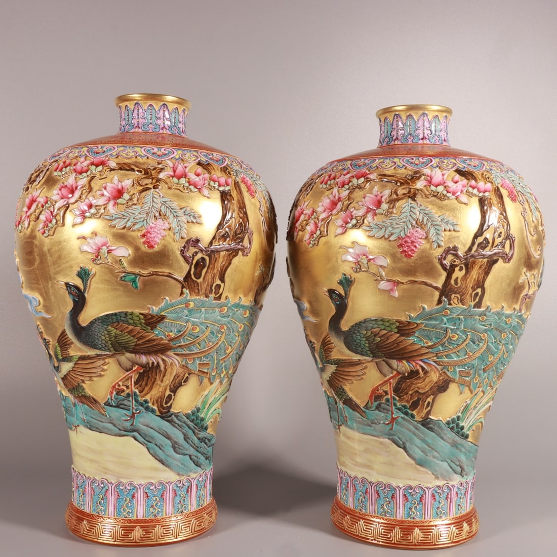 A pair of Exquisite Enamel Gold Ground Flower and Bird Pattern Vase (1 of 9)