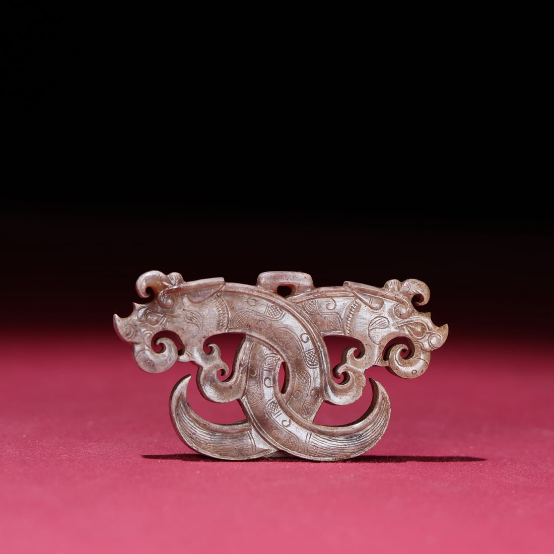 A Exquisite Hetian Jade Dragon Pendant - 3