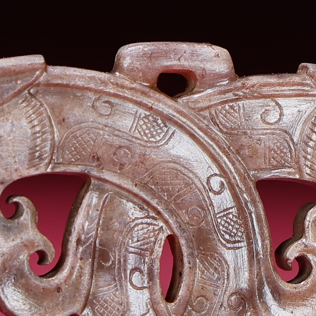 A Exquisite Hetian Jade Dragon Pendant - 4