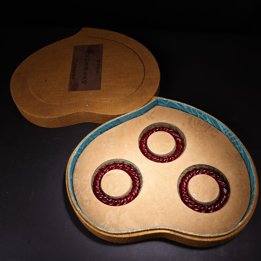 A Set of Exquisite Top-grade Ruby Carved Twist Bracelets: A Set of Exquisite Top-grade Ruby Carved Twist Bracelets,Qing Dynasty, China,Size:(Bracelets)2.4in,Weight:100g 