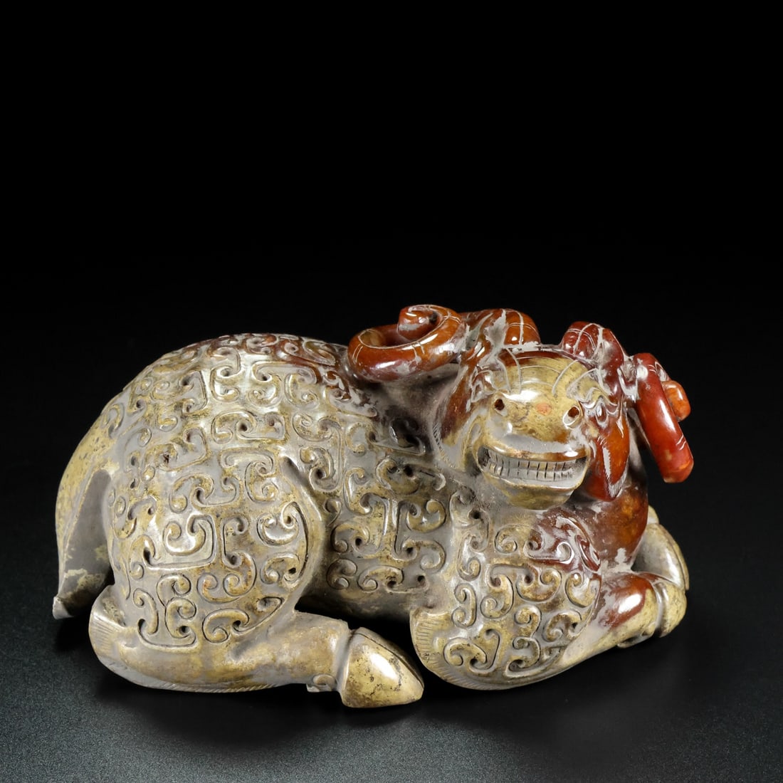 A Exquisite Hotan Jade Sheep Ornament: A Exquisite Hotan Jade Sheep Ornament,Han Dynasty, China,With Mark 和田玉羊摆件,中国汉代,带款