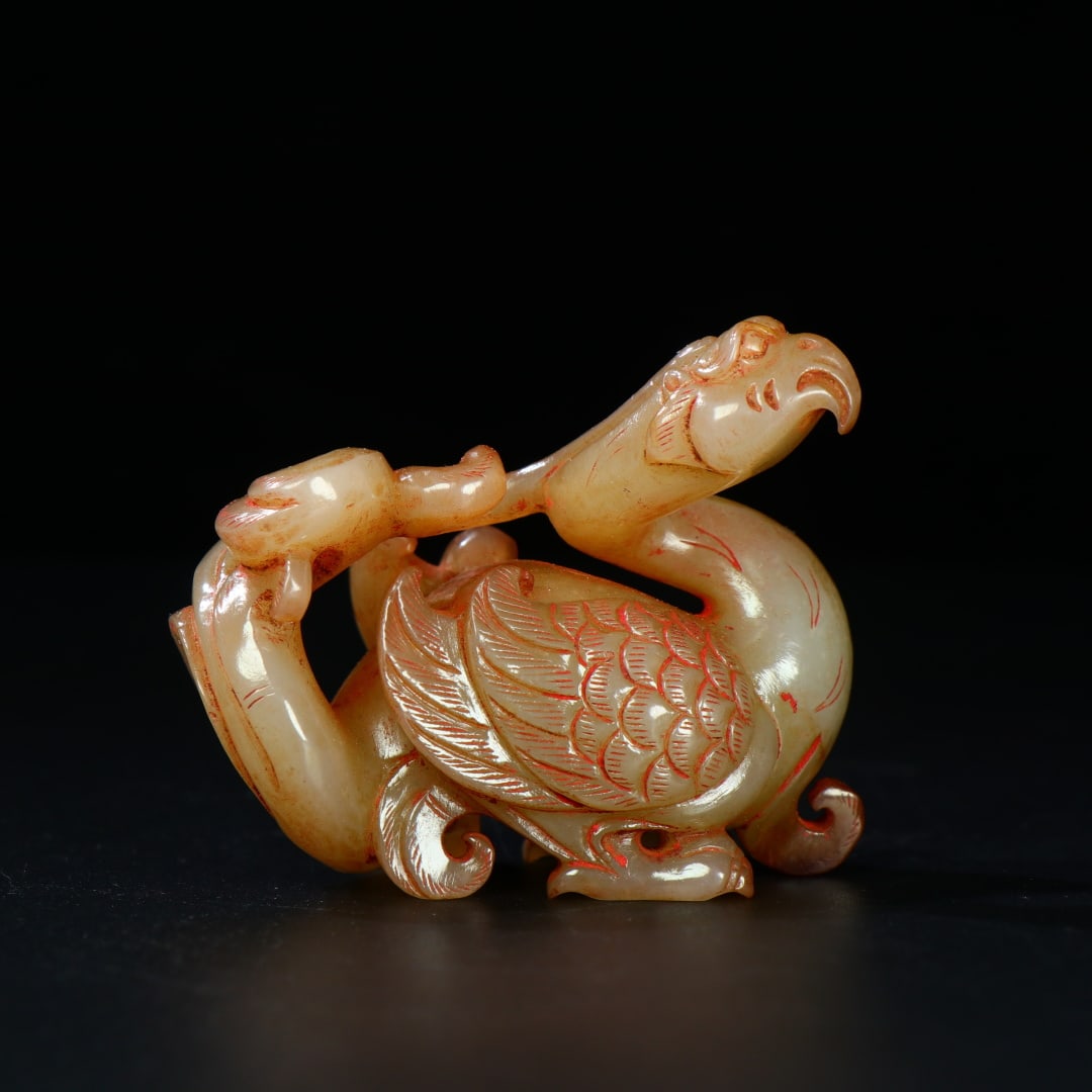 A Exquisiten Hotan Jade Bird Ornament: A Exquisiten Hotan Jade Bird Ornament,Han Dynasty, China 和田玉鸟摆件,中国汉代