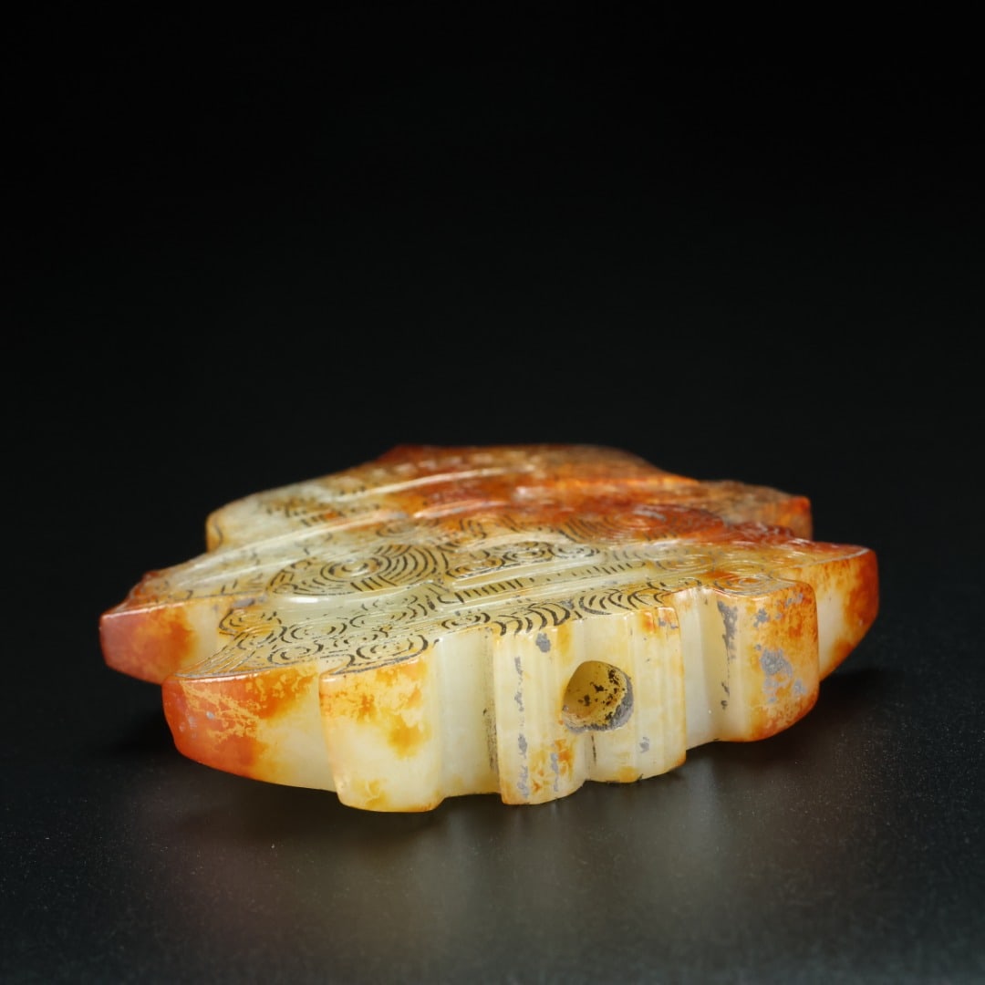 A Exquisite Hetian Jade Beast-Face Pattern Pendant - 7