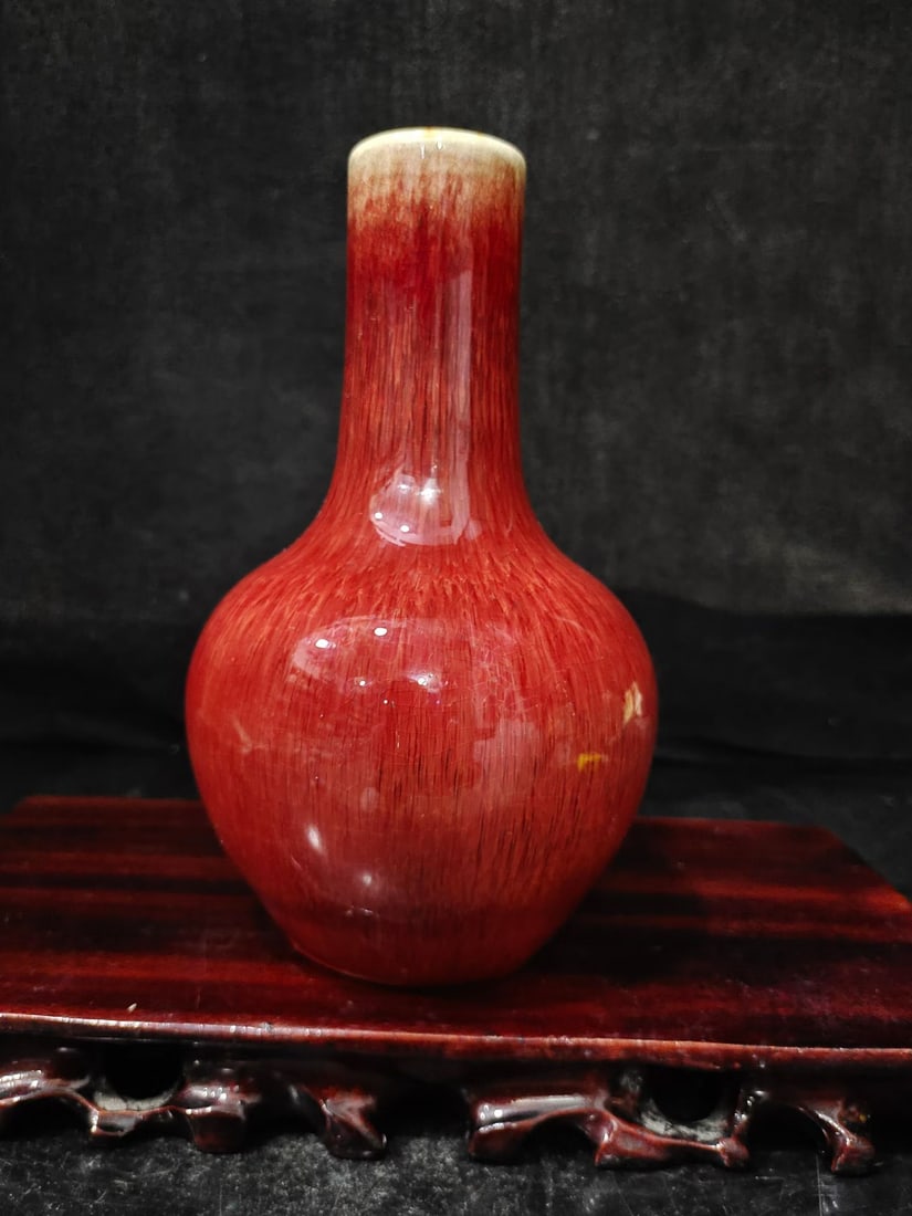 A Exquisite Red Glaze Vase - 3