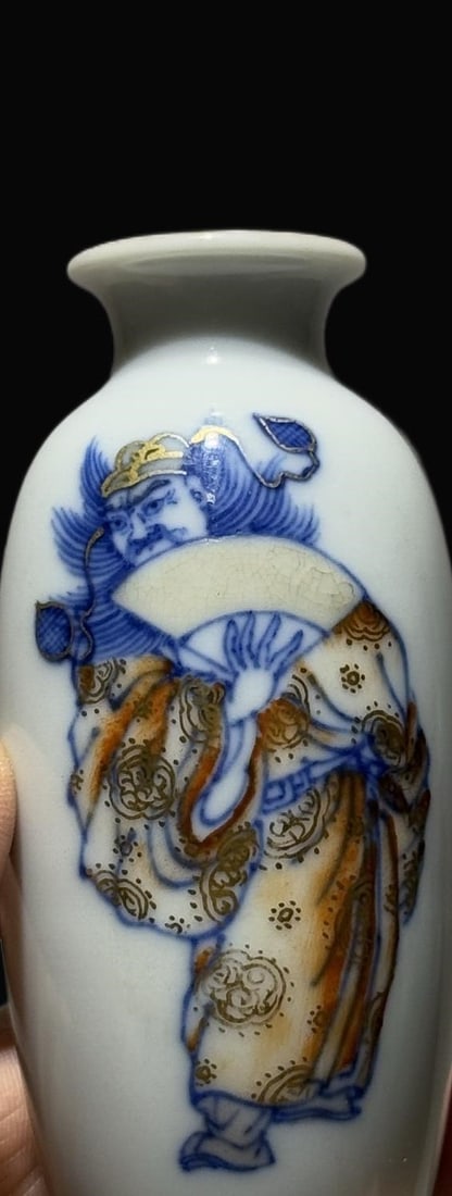 A Exquisite Doucai Figures Pattern Snuff Bottle - 2
