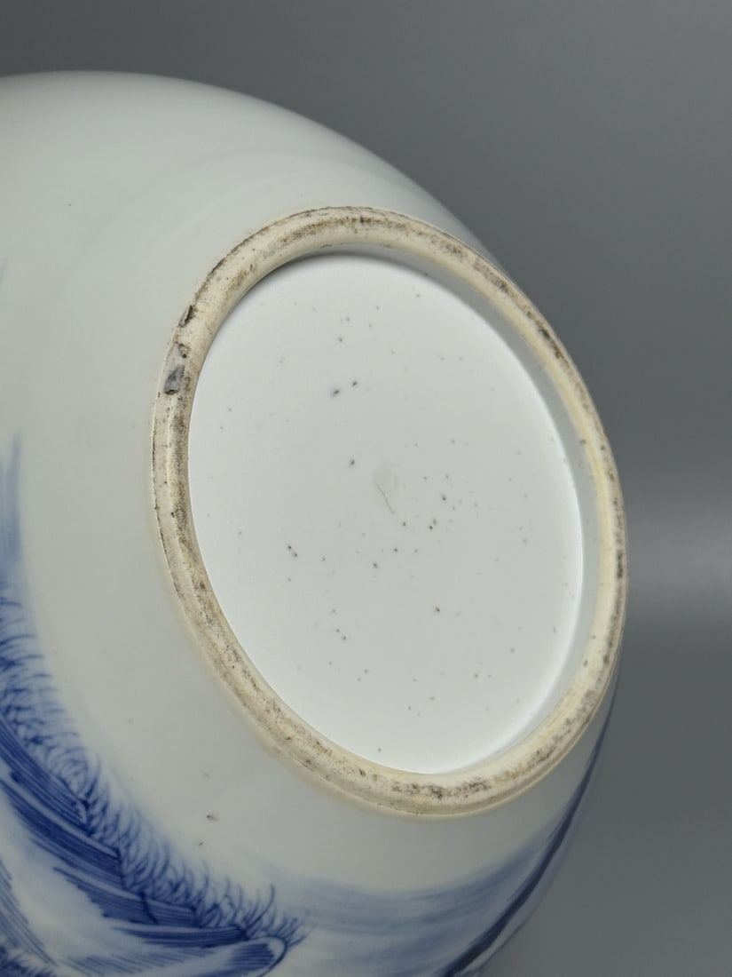A Exquisite Blue and White Landscape Pattern Vase - 8