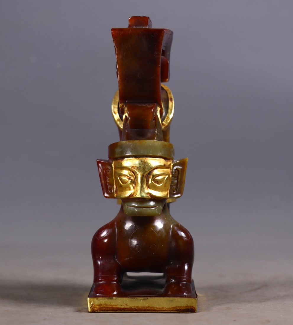 Hetian Jade Gold-Plated Human Figure Ornament (1 of 9)