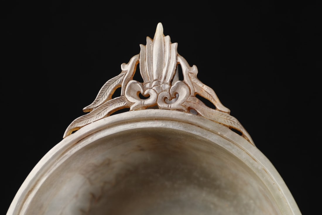 A Exquisite Hetian Jade Human Pattern Box - 7