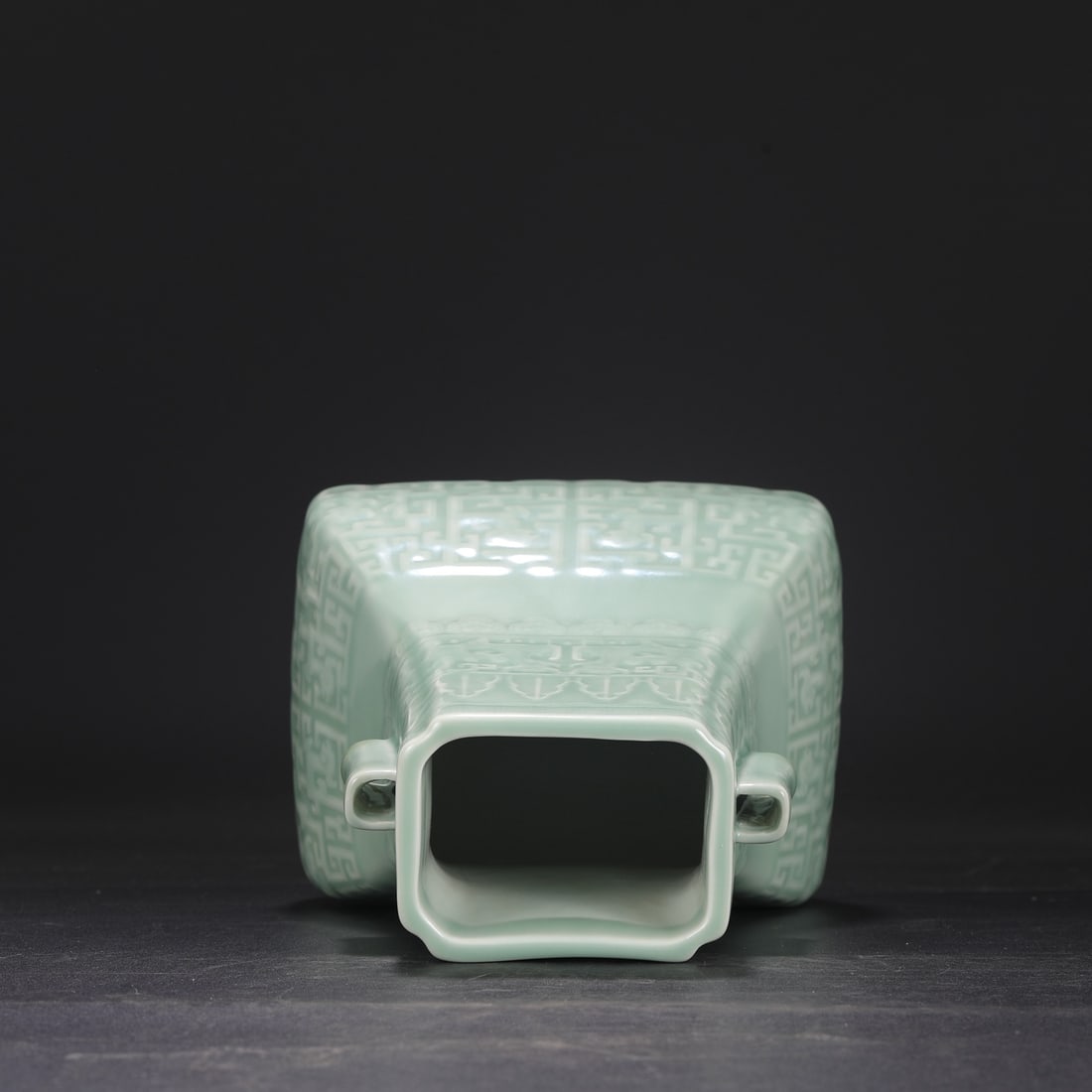 A Exquisite Celadon Glaze Dragon Pattern Vase - 4