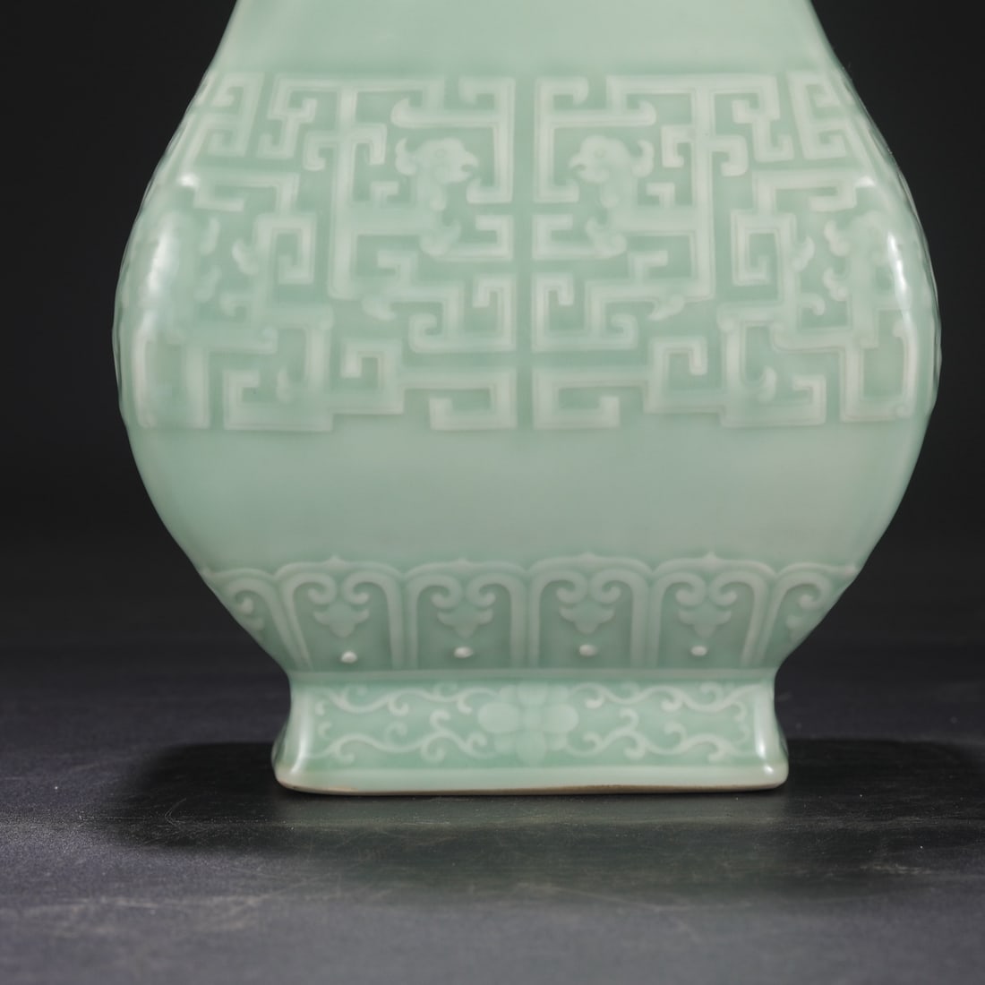 A Exquisite Celadon Glaze Dragon Pattern Vase - 9