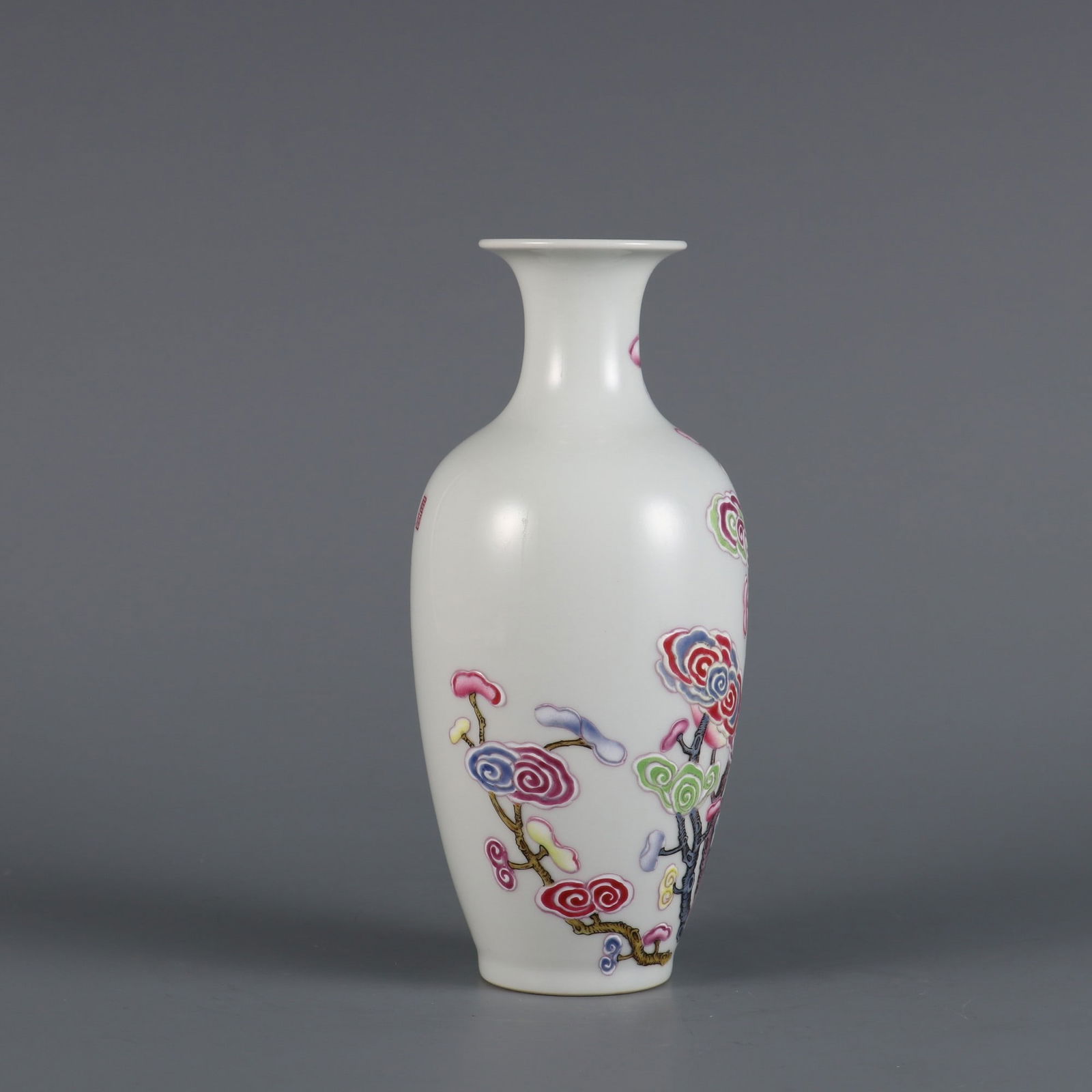 A Rare Enameled Ganoderma Pattern Vase - 3