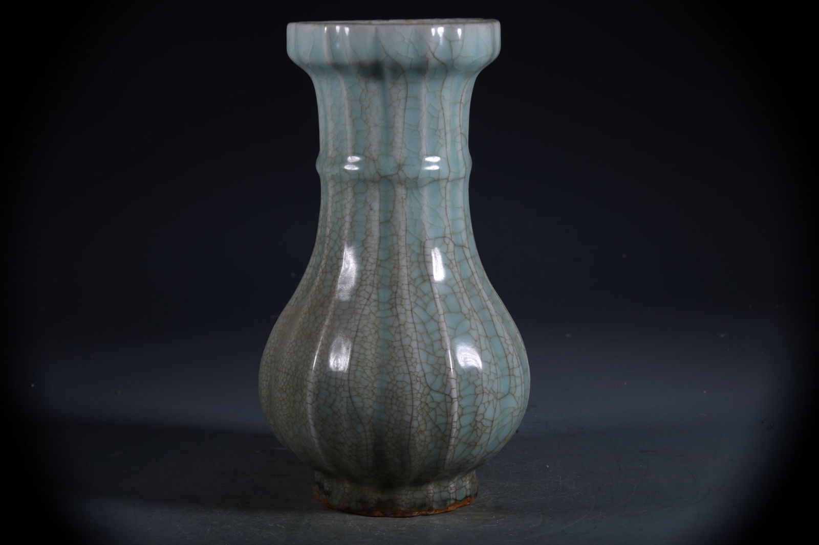 Longquan yao ice Crackle Pattern Vase - 4