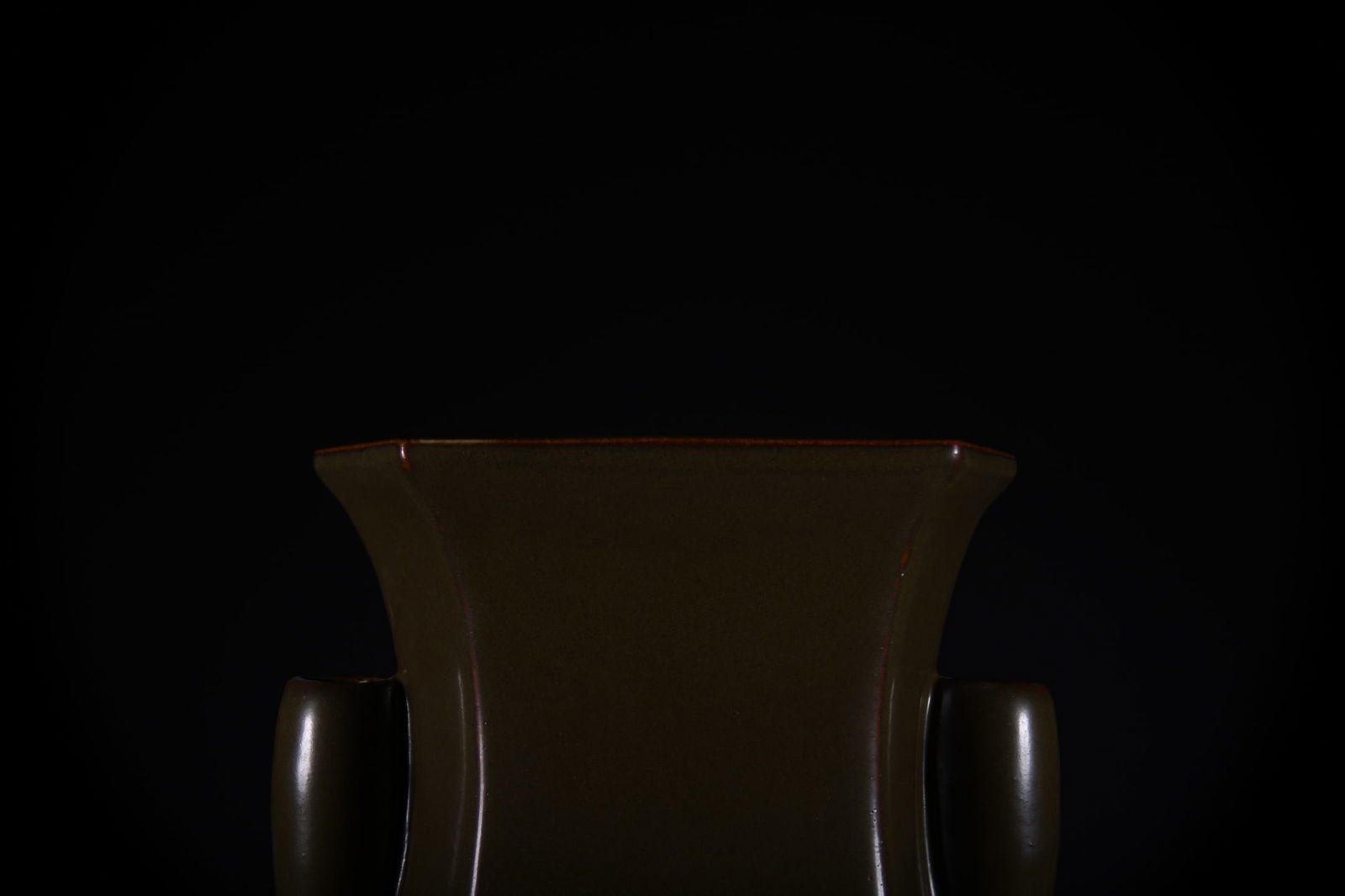 Teadust Glazed Double-Ears Vase - 2