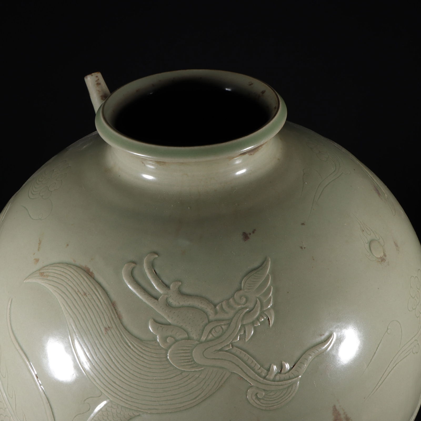 A Exquisite Celadon Dragon Pattern Jar - 2