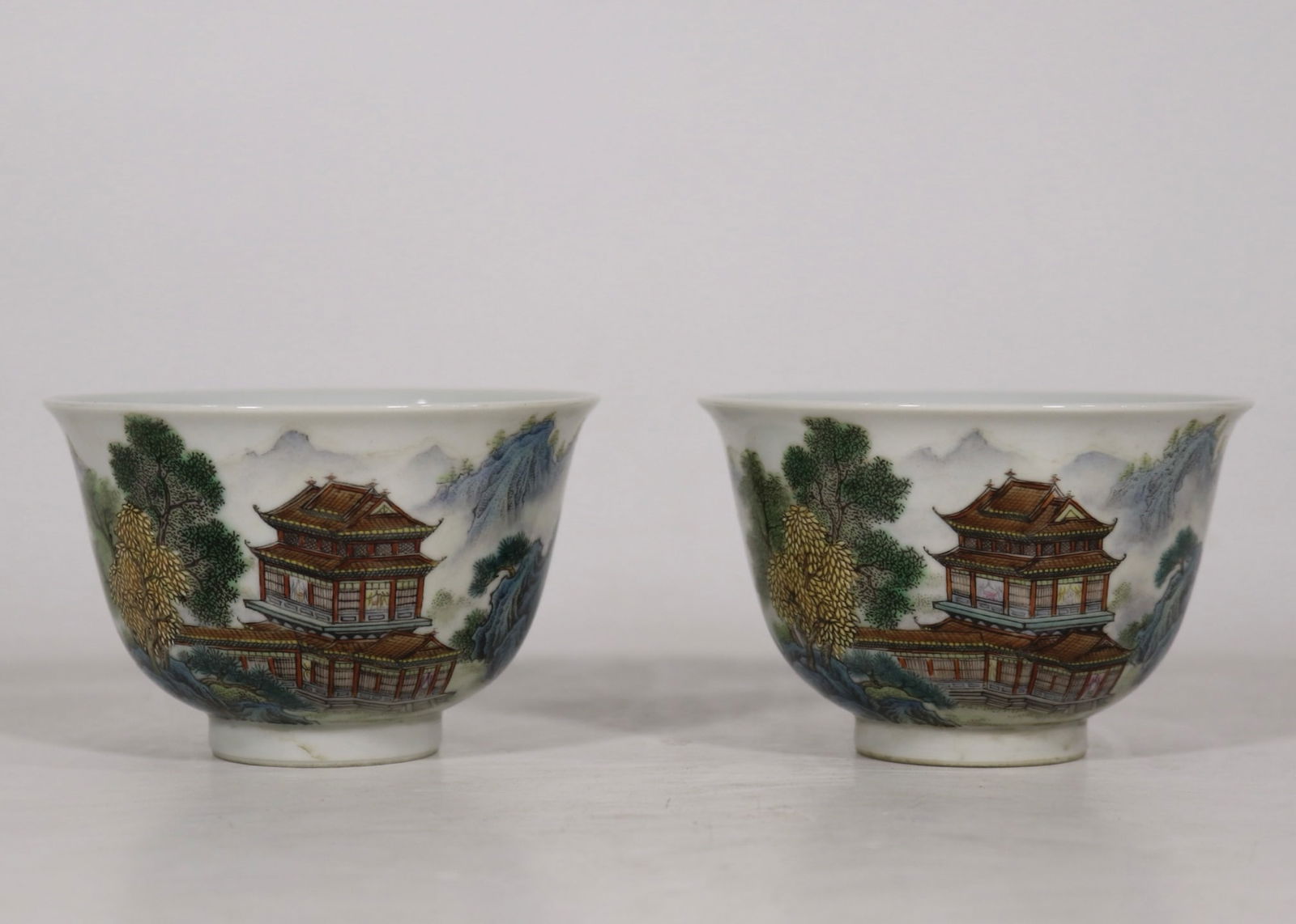 A Pair of Exquisite Enamel Landscape Pattern Cup (1 of 9)