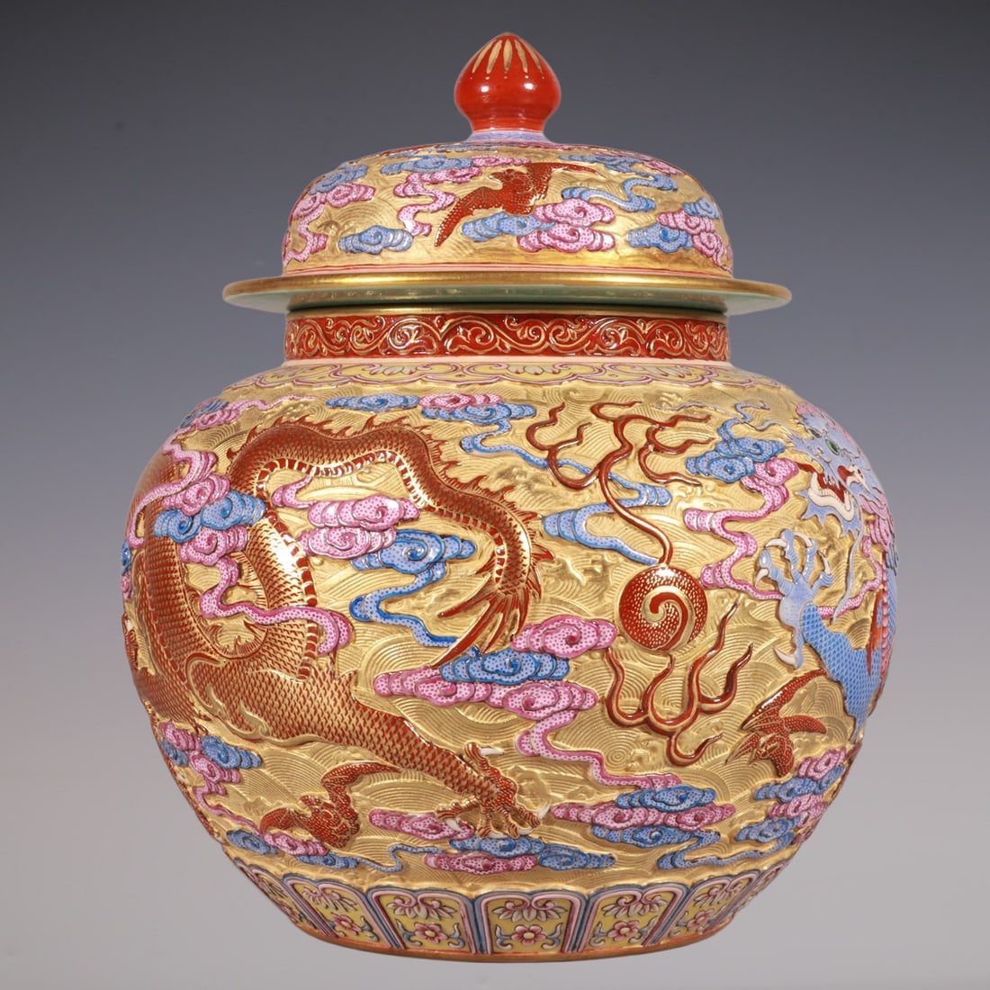 An Exquisite Enamel Seawater Pattern Dragon Pattern Jar - 4