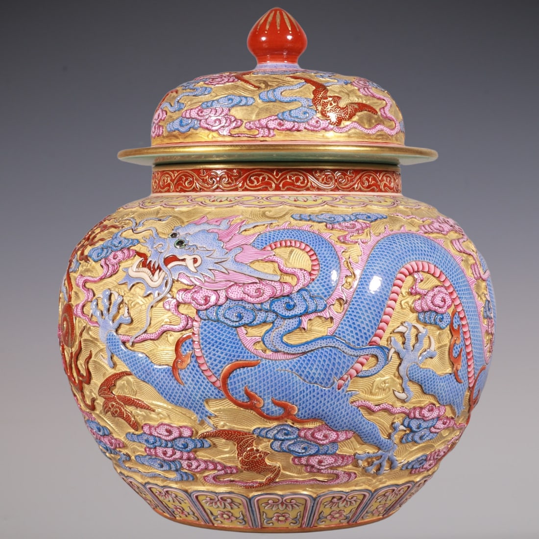 An Exquisite Enamel Seawater Pattern Dragon Pattern Jar - 5