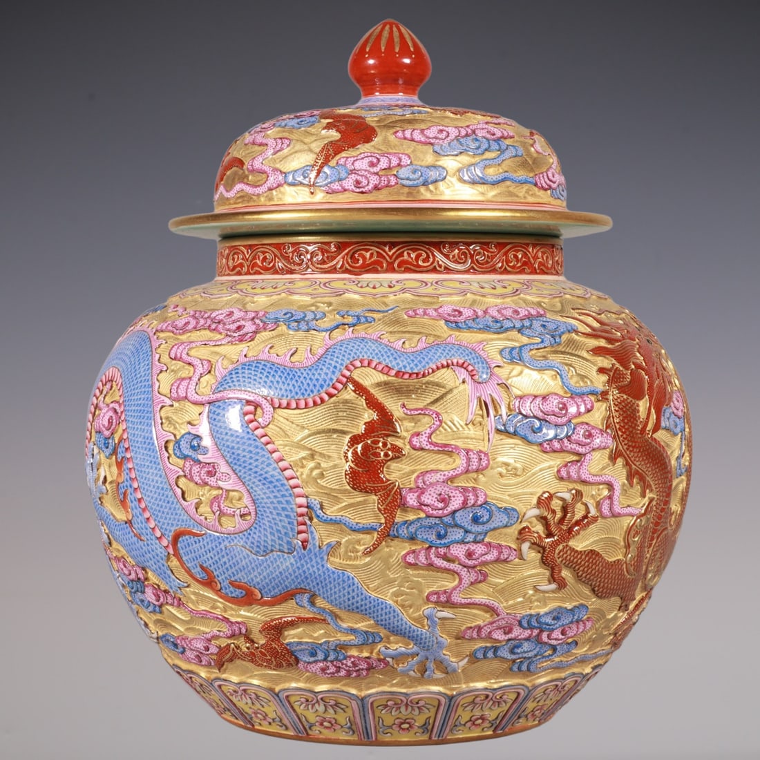 An Exquisite Enamel Seawater Pattern Dragon Pattern Jar - 6