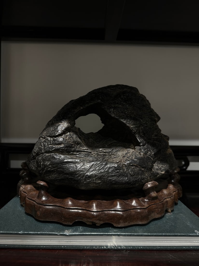 An Exquisite Lingbi Stone Ornament (1 of 5)