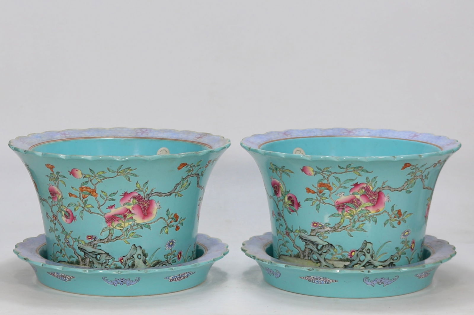 A Pair of Exquisite Green Glazed Flower and Fruit Pattern with poem Basin (1 of 9)
