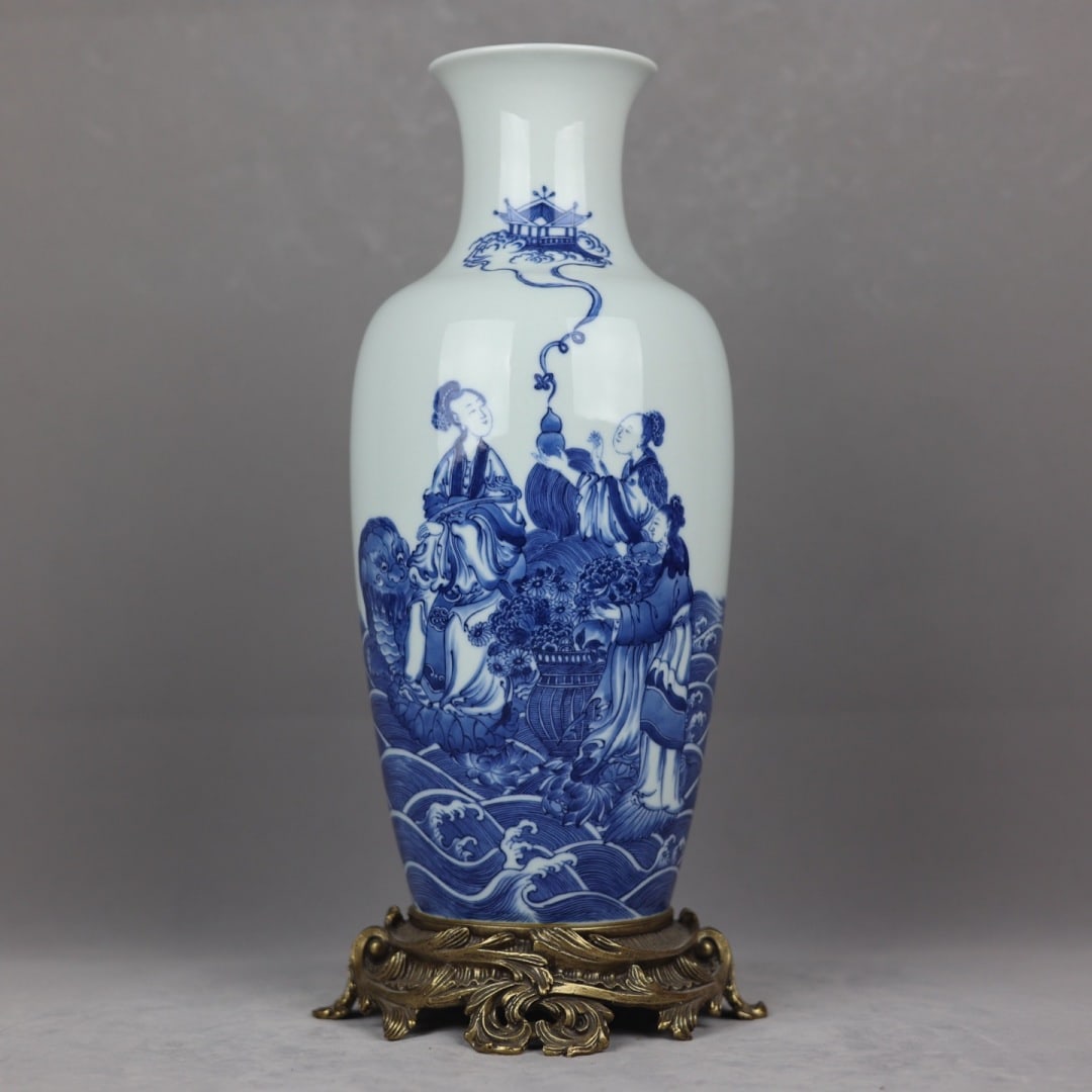 An Exquisite Blue and White Inlaid Bronze Character and Story Pattern Vase: An Exquisite Blue and White Inlaid Bronze Character and Story Pattern Vase Qing Dynasty, China Yongzheng Six-character Mark Size:15inx5.9in青花人物纹镶铜ò