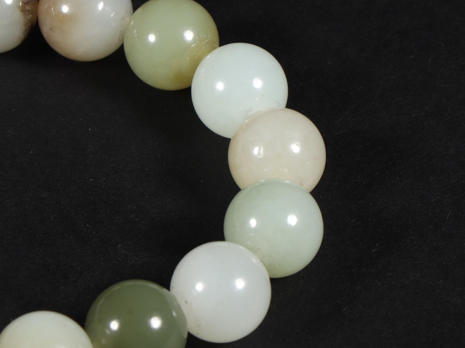 An Exquisite White Jade Bracelets - 4