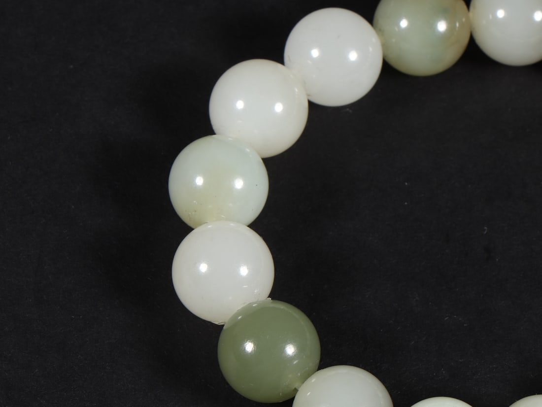 An Exquisite White Jade Bracelets - 5
