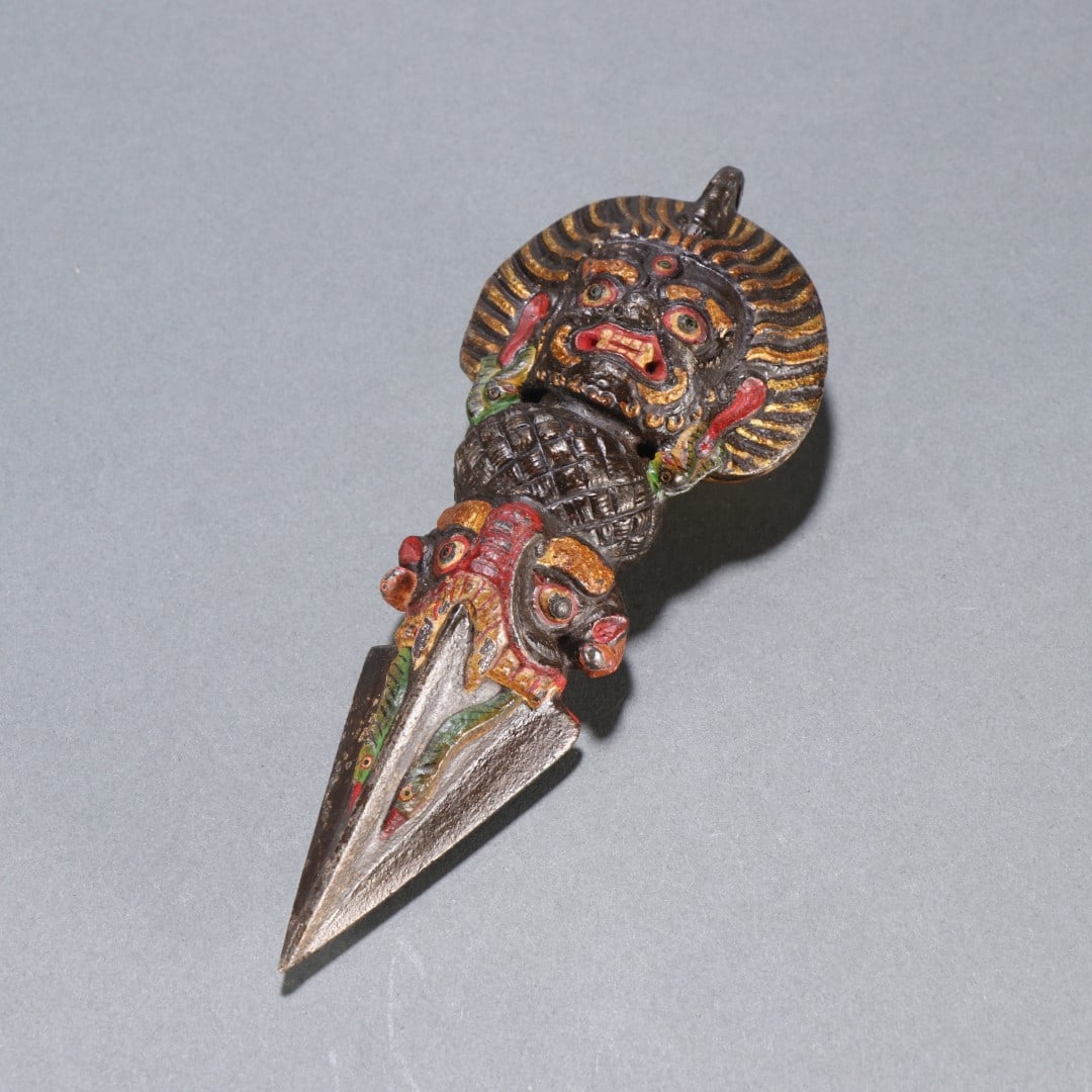 An Exquisite Iron Painted Color Vajry Pestle (1 of 9)