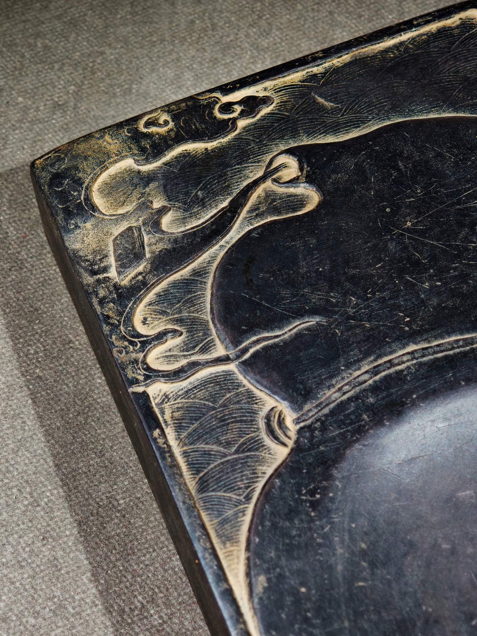 An Exquisite Seawater Pattern Inkstone - 5