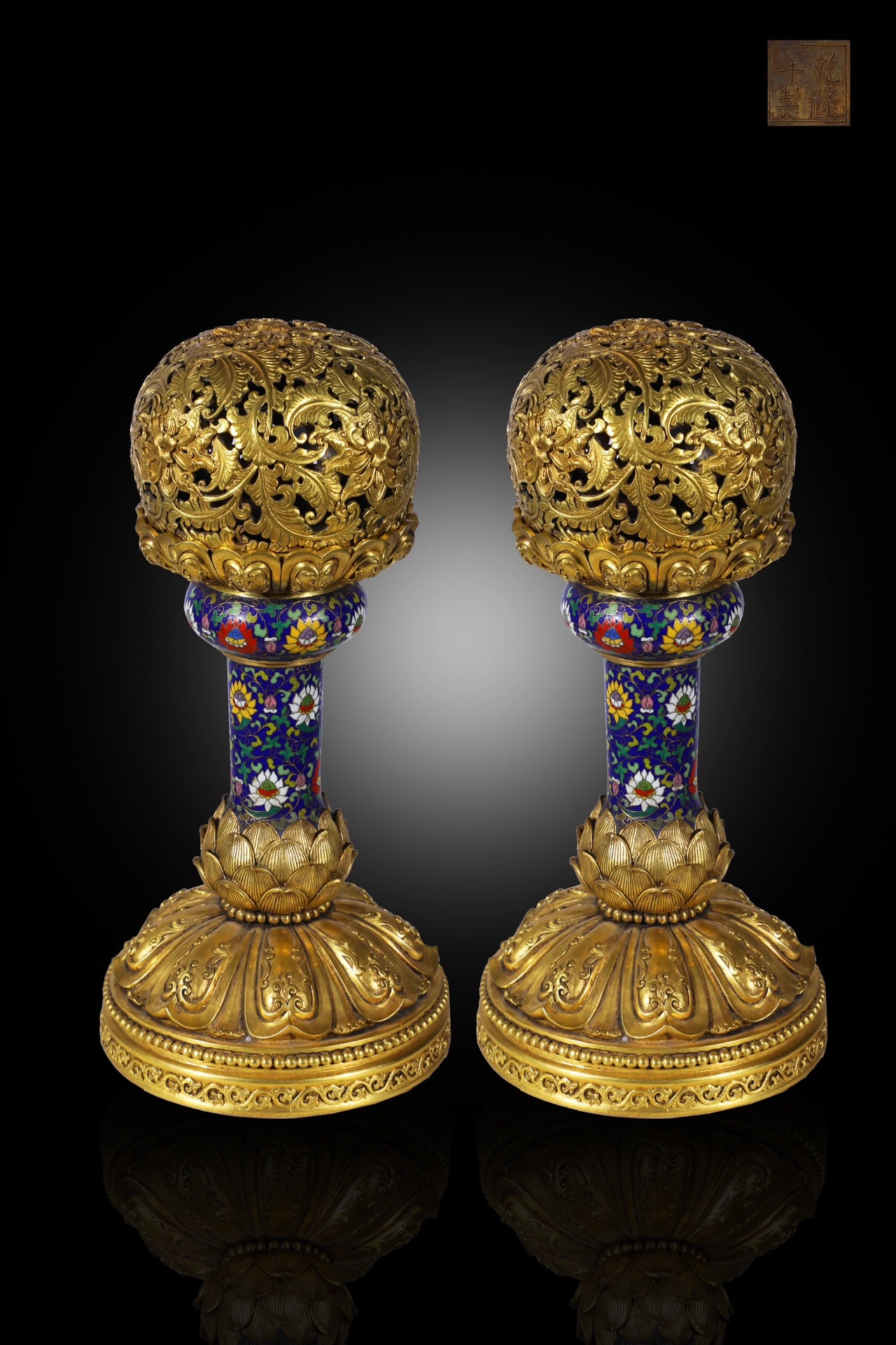 A Pair of Exquisite Cloisonne Lotus Pattern Hatstand: A Pair of Exquisite Cloisonne Lotus Pattern Hatstand Qing Dynasty, China Qianlong Four-character Mark Size:15.7inx7.5in Weight:5.8kg景泰蓝官帽架一对 