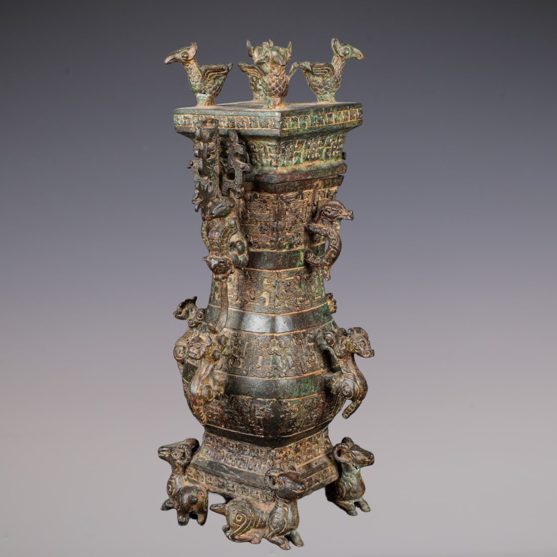 An Exquisite Bronze Beast-Face Pattern Vase - 3