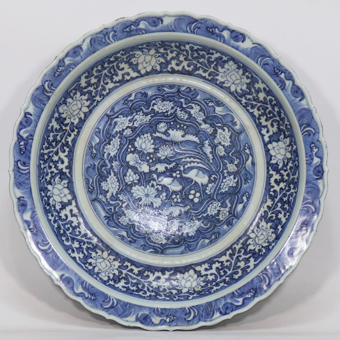 An Exquisite Blue and White Lotus Pattern Flower and Bird Pattern Plate (1 of 8)