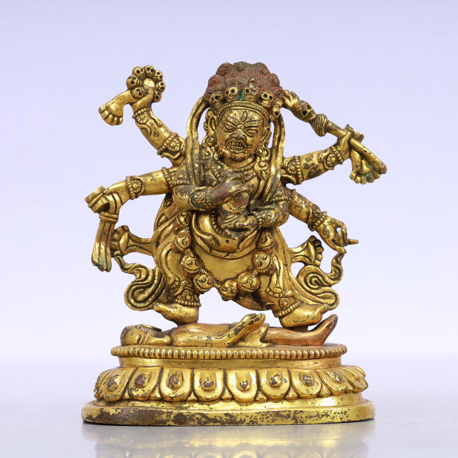 A Exquisite Gilt Bronze Buddha statue (1 of 5)