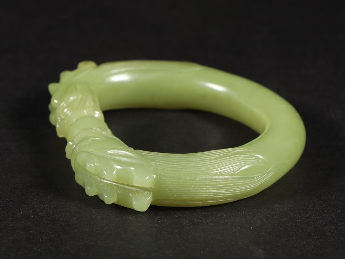 An Exquisite Yellow Jade Dragon Pattern Bracelets - 8