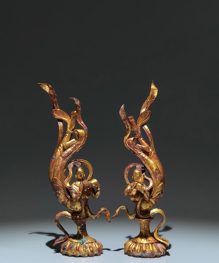 A Pair of Fine Gilt Bronze Figure Ornament: A Pair of Fine Gilt Bronze Figure Ornament,Tang Dynasty, China,Size:9.8inx3.1inx1.6in 一对铜鎏金人物摆件,中国唐代