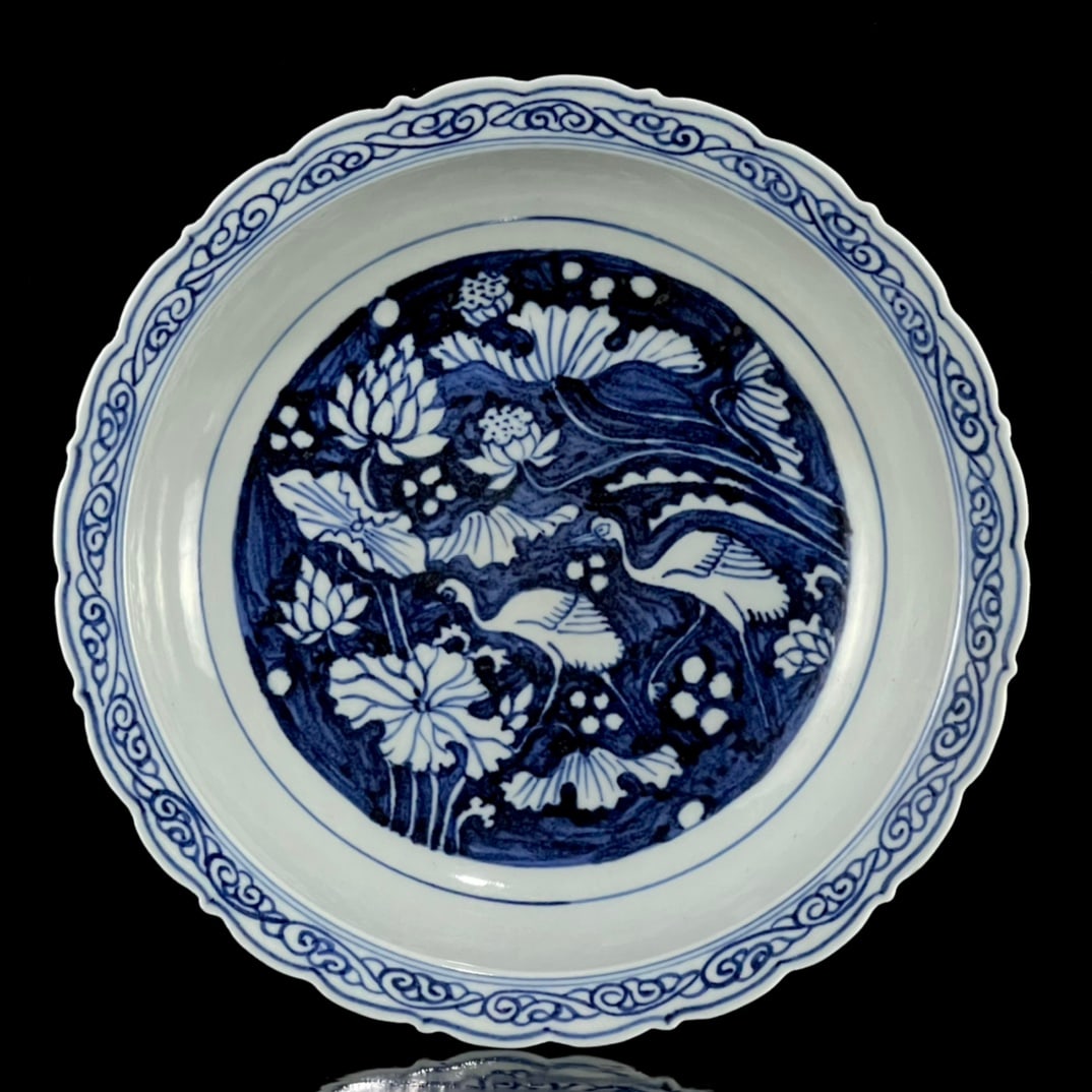An Exquisite Blue and White Flower and Bird Pattern Plate (1 of 9)