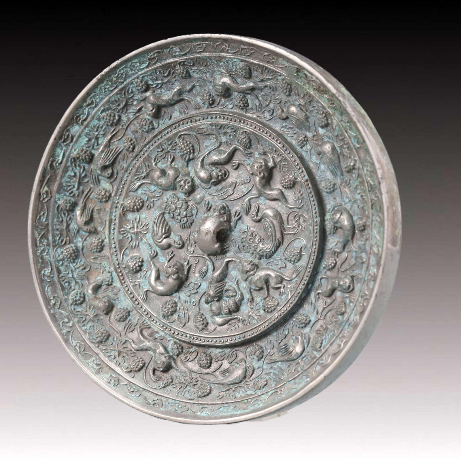 An Archaic Bronze Auspicious Beast Pattern Mirror - 4