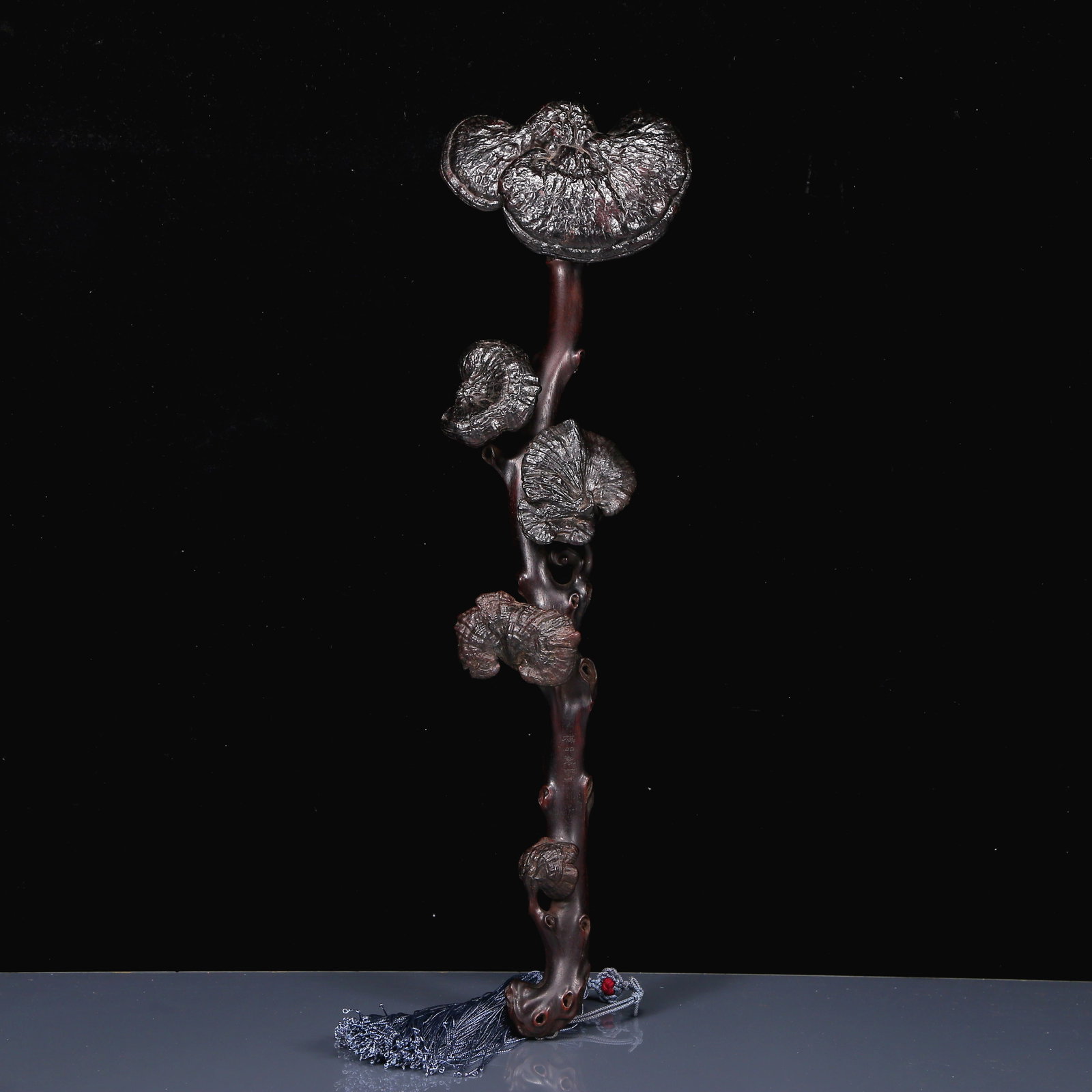 An Exquisite Zitanwood Ganoderma lucidum Pattern Ruyi: An Exquisite Zitanwood Ganoderma lucidum Pattern Ruyi,Qing Dynasty, China,Size:16.9inx4.7inx2.4in,Weight:165g 紫檀木灵芝如意，清代