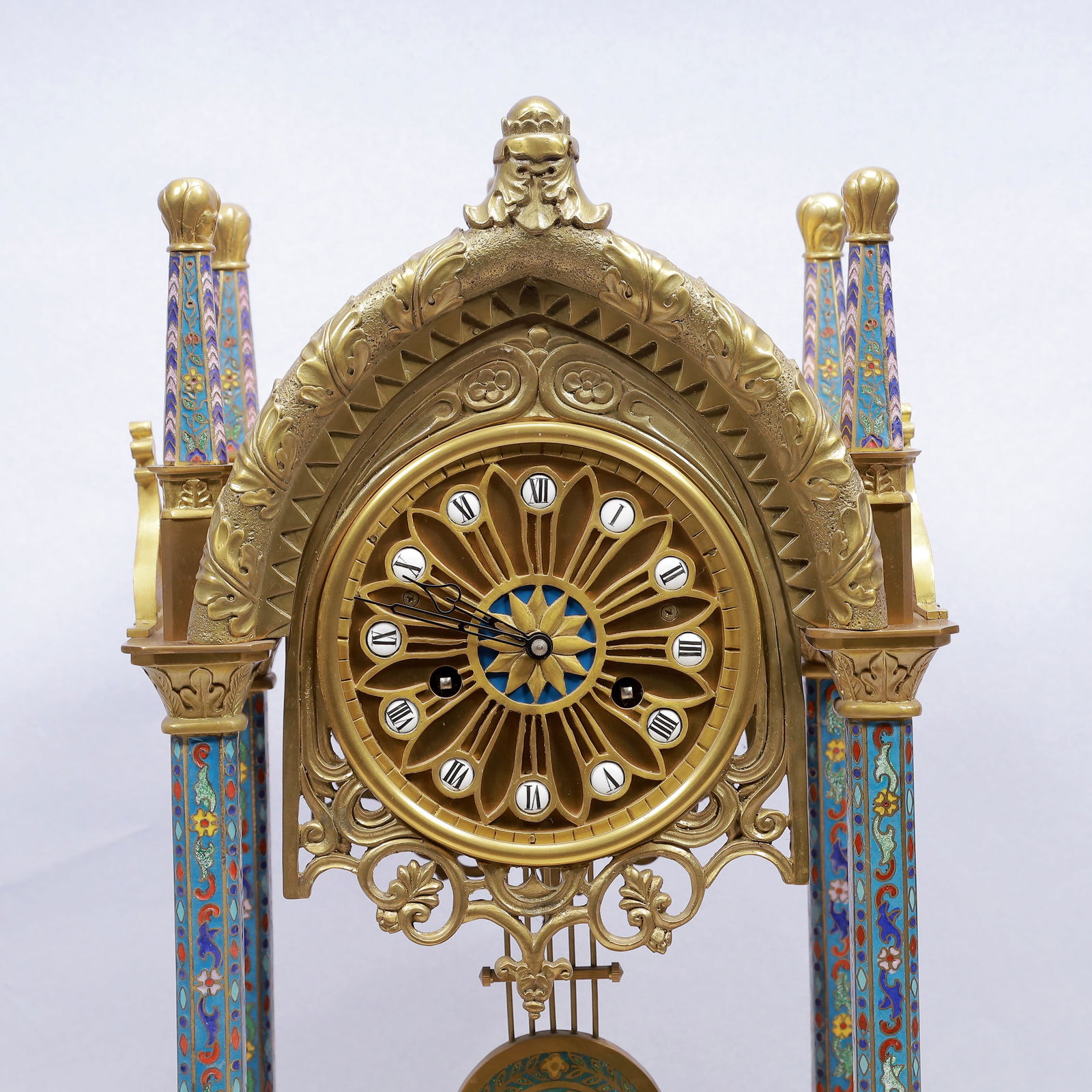 An Exquisite Cloisonne Figure Pattern Table Clock Ornament - 2