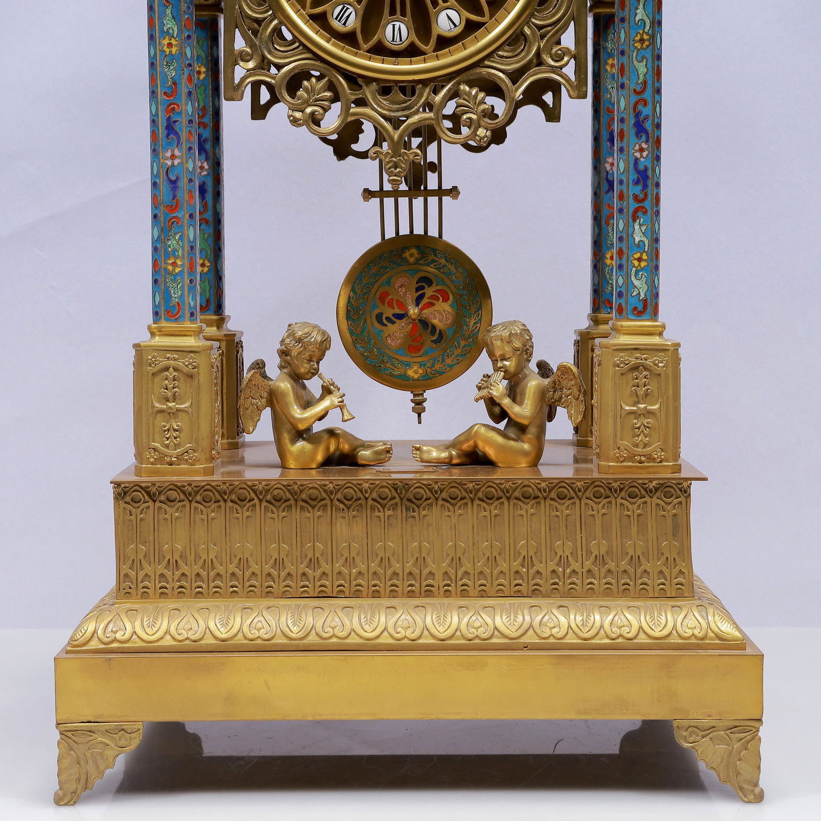 An Exquisite Cloisonne Figure Pattern Table Clock Ornament - 3