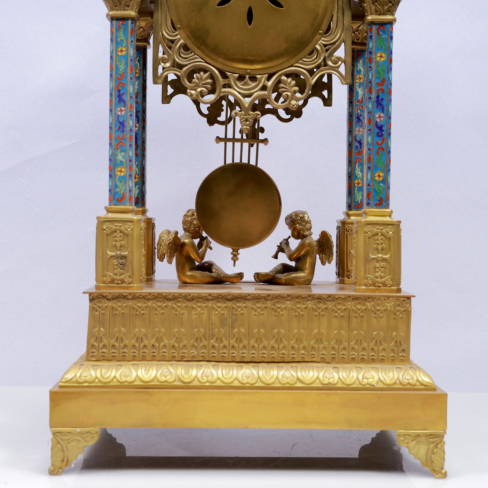 An Exquisite Cloisonne Figure Pattern Table Clock Ornament - 9