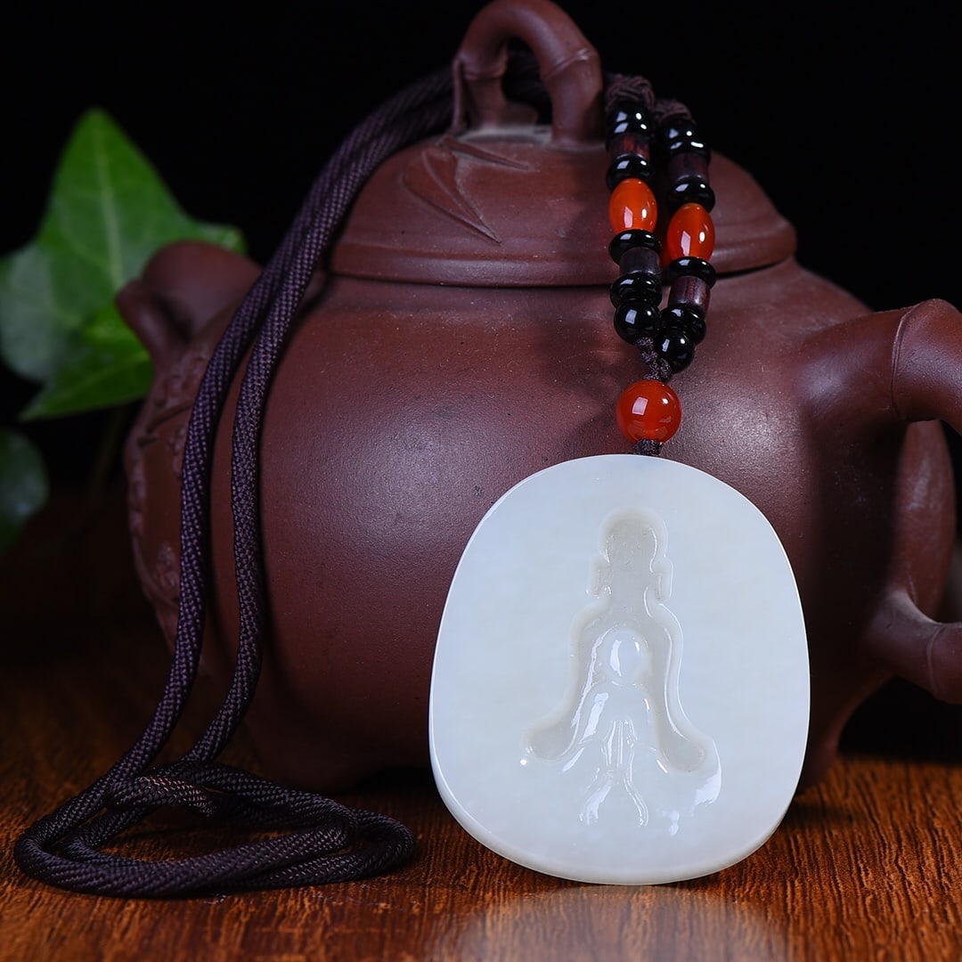 An Exquisite White Jade Buddha Pattern Pendant - 4