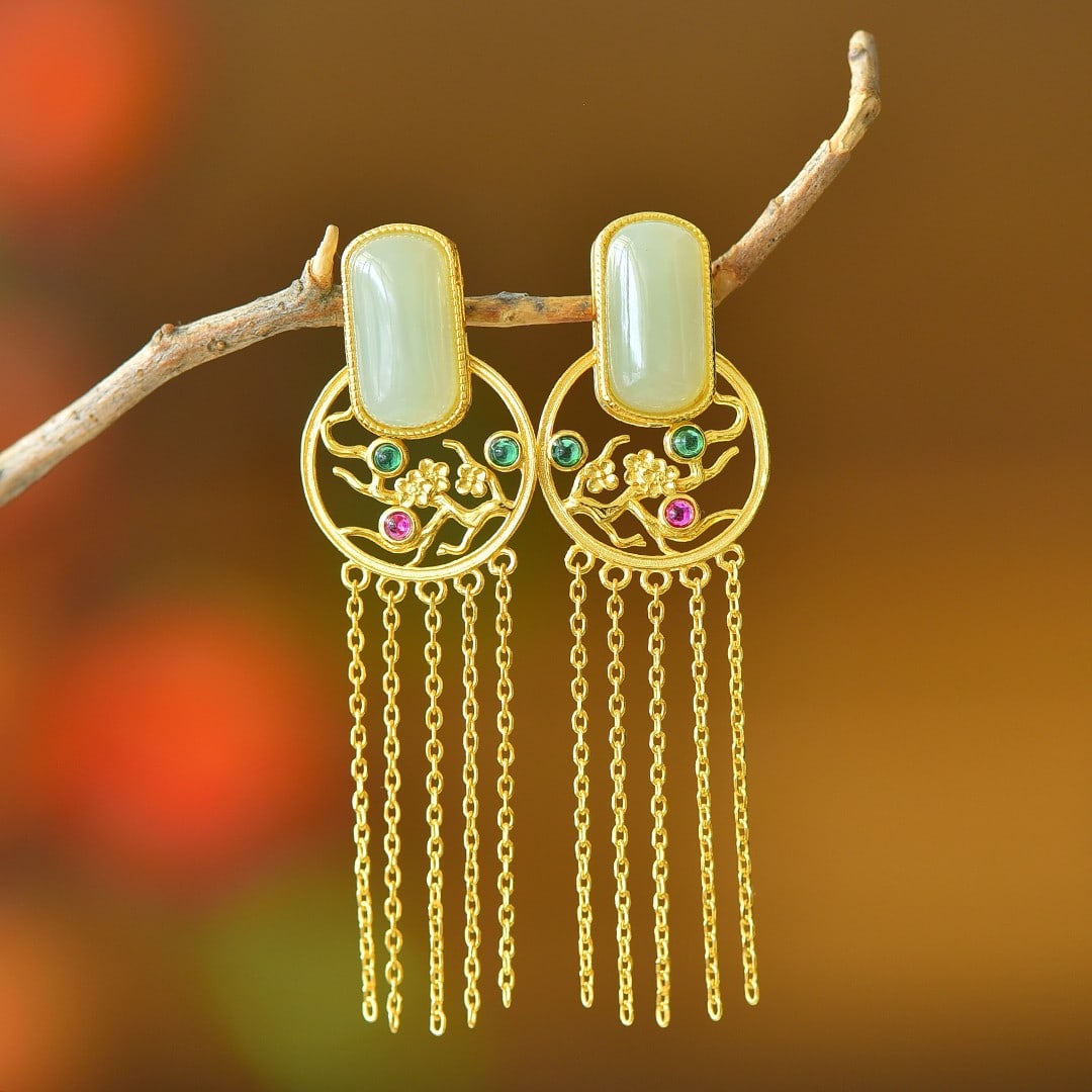 A Pair of Exquisite Sterling Silver-Gold Plated Inlaid White Jade Earrings,Inlaid Gems: A Pair of Exquisite Sterling Silver-Gold Plated Inlaid White Jade Earrings,Inlaid Gems 