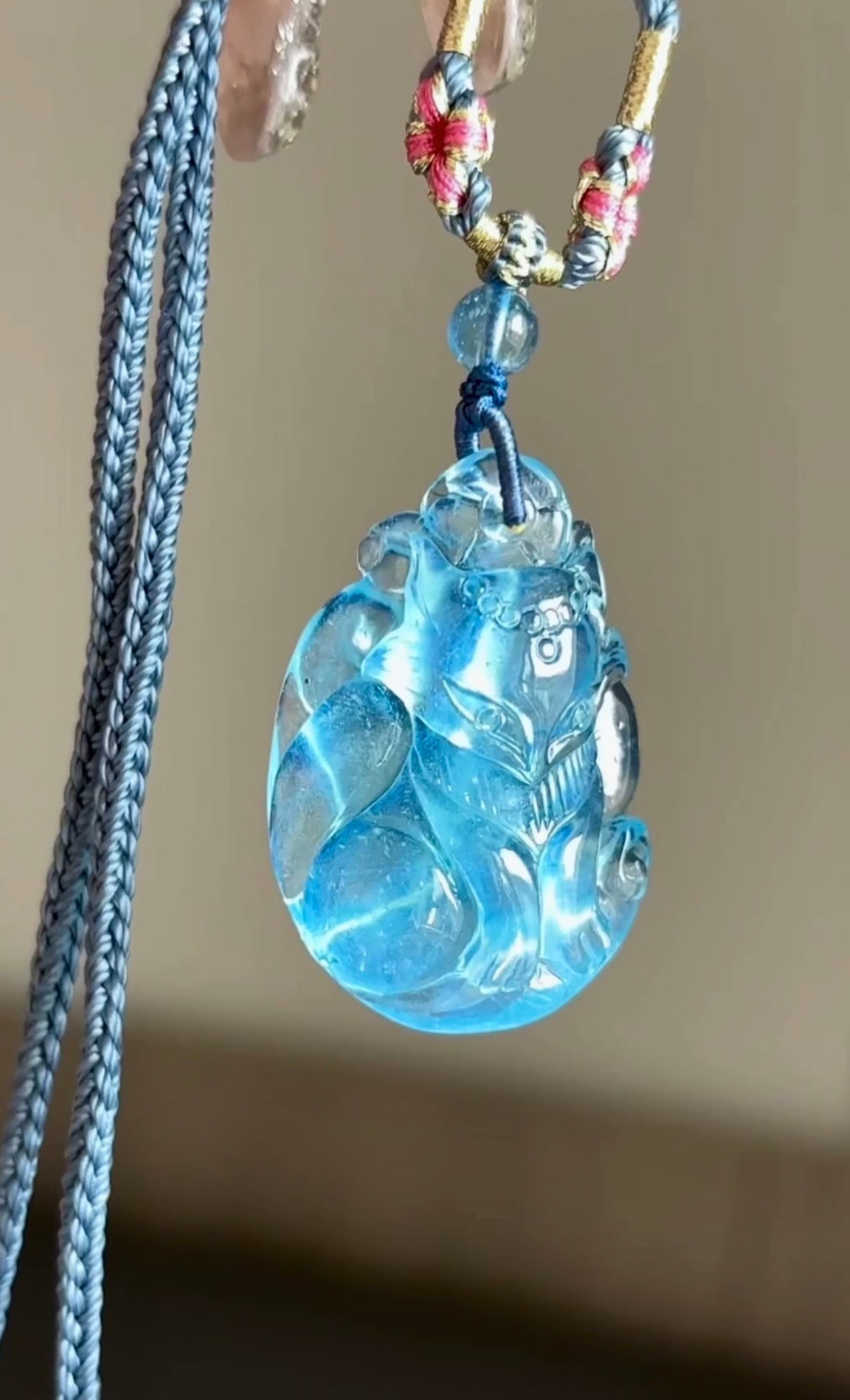 An Exquisite Aquamarine Nine-Tailed Fox Pendant: An Exquisite Aquamarine Nine-Tailed Fox Pendant,Size:34mmx23mmx11mm,Total Weight:10.9g 海蓝宝九尾狐吊坠