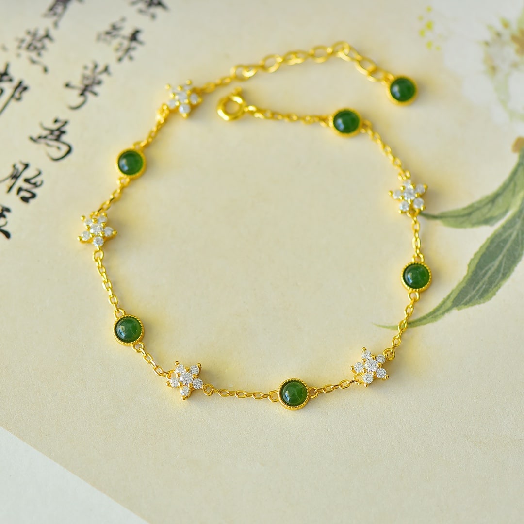 An Exquisite Sterling Silver-Gold Plated Inlaid Jasper Bracelets,Inlaid Diamond: An Exquisite Sterling Silver-Gold Plated Inlaid Jasper Bracelets,Inlaid Diamond,Size:4mmx4mm 纯银镀金镶碧玉手链,嵌钻石