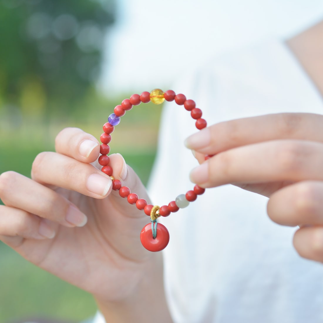 An Exquisite Cinnabar Bracelets - 6